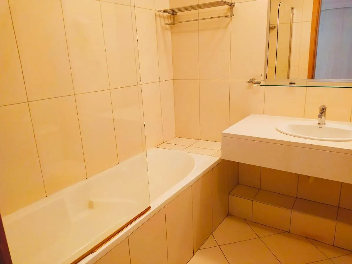 Apartamento Privado Vila Verde Santa Maria 0*,